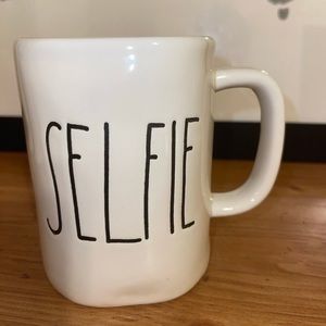 Rae Dunn m stamped selfie mug